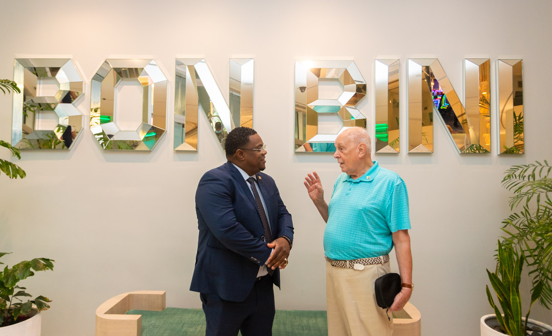 Mr. Robert Glick visits Curaçao for the 29th time