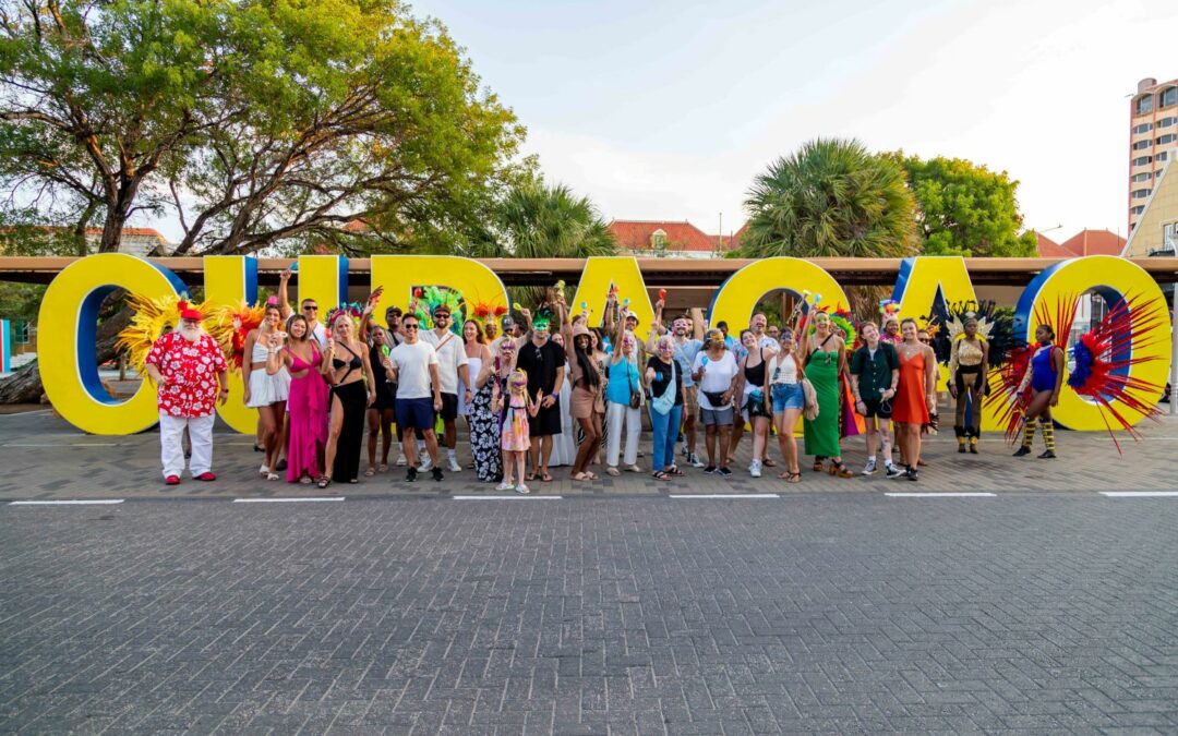 30 TikTokers from the United States and Canada experienced Curaçao