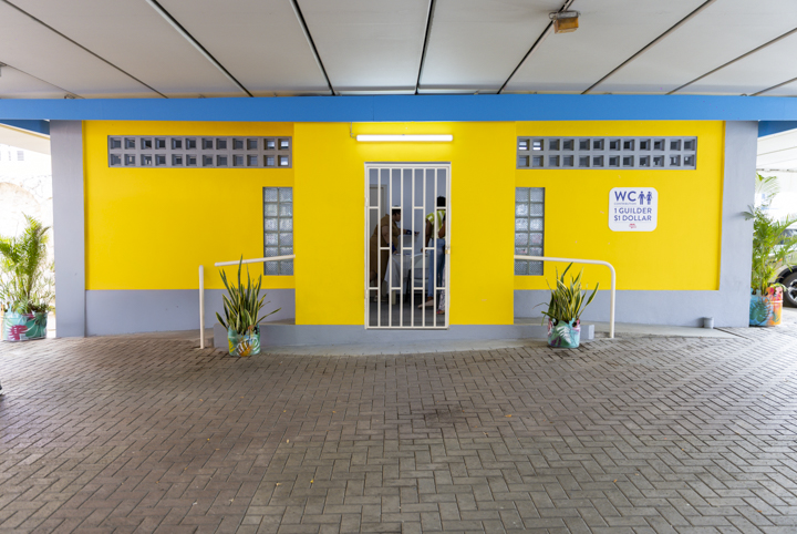 Public Restroom Under Otrobanda Viaduct Reopens