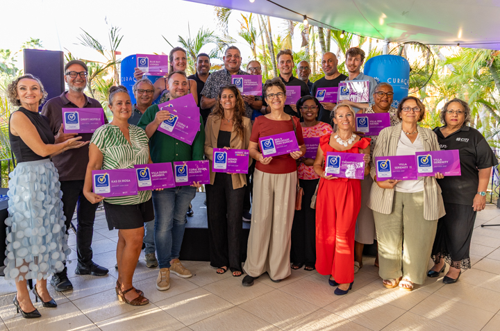 62 akomodashon i skol di buseo a risibí sertifikashon di kalidat ‘Quality Assurance’